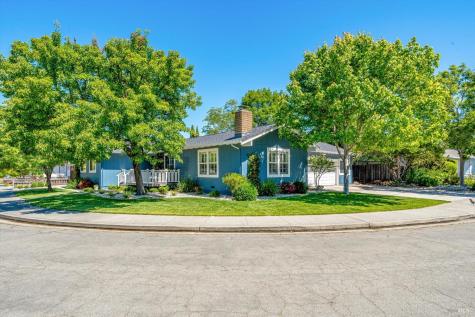1116 Lanewood Way Santa Rosa CA 95404