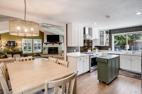 1116 Lanewood Way Santa Rosa CA 95404
