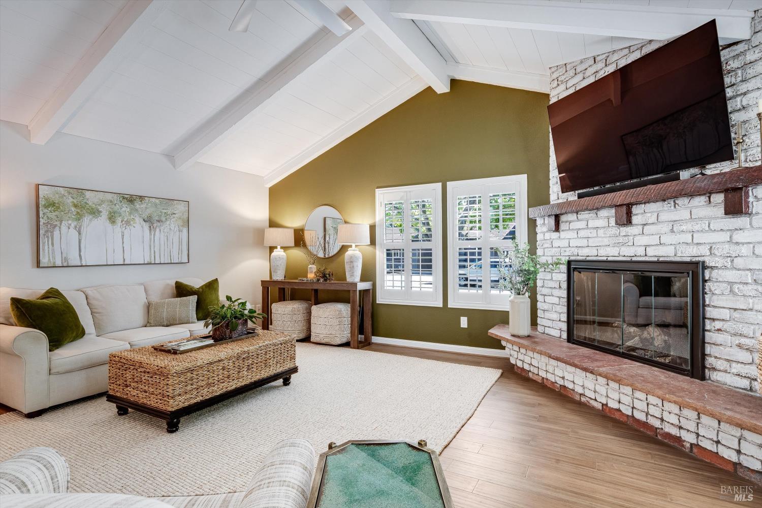1116 Lanewood Way Santa Rosa CA 95404