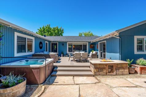 1116 Lanewood Way Santa Rosa CA 95404