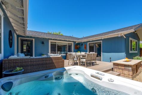 1116 Lanewood Way Santa Rosa CA 95404