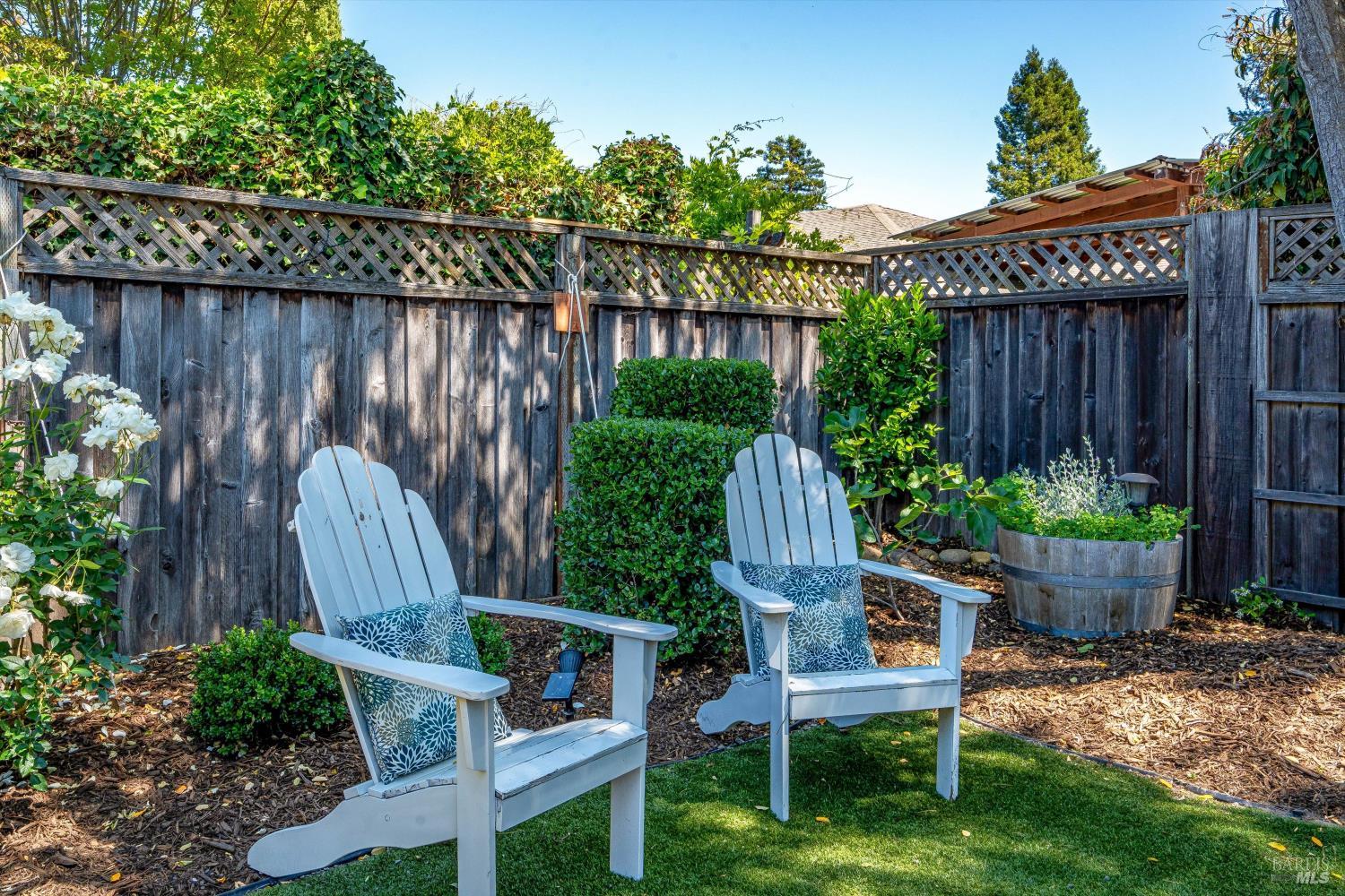 1116 Lanewood Way Santa Rosa CA 95404