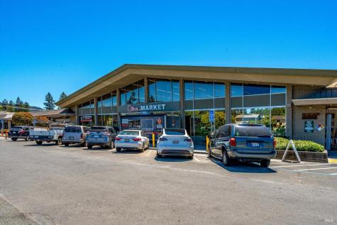 1116 Lanewood Way Santa Rosa CA 95404