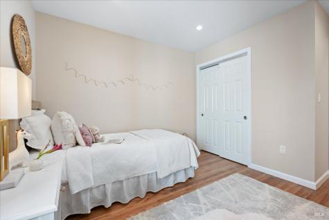 288-290 Miller Avenue Mill Valley CA 94941