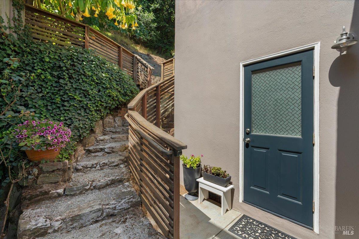 288-290 Miller Avenue Mill Valley CA 94941