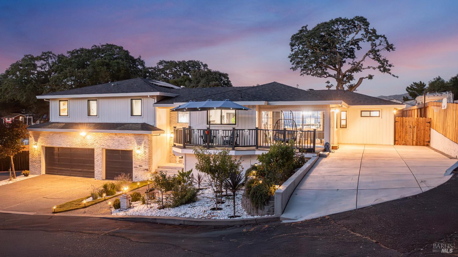 1081 Tamarisk Drive Napa CA 94559
