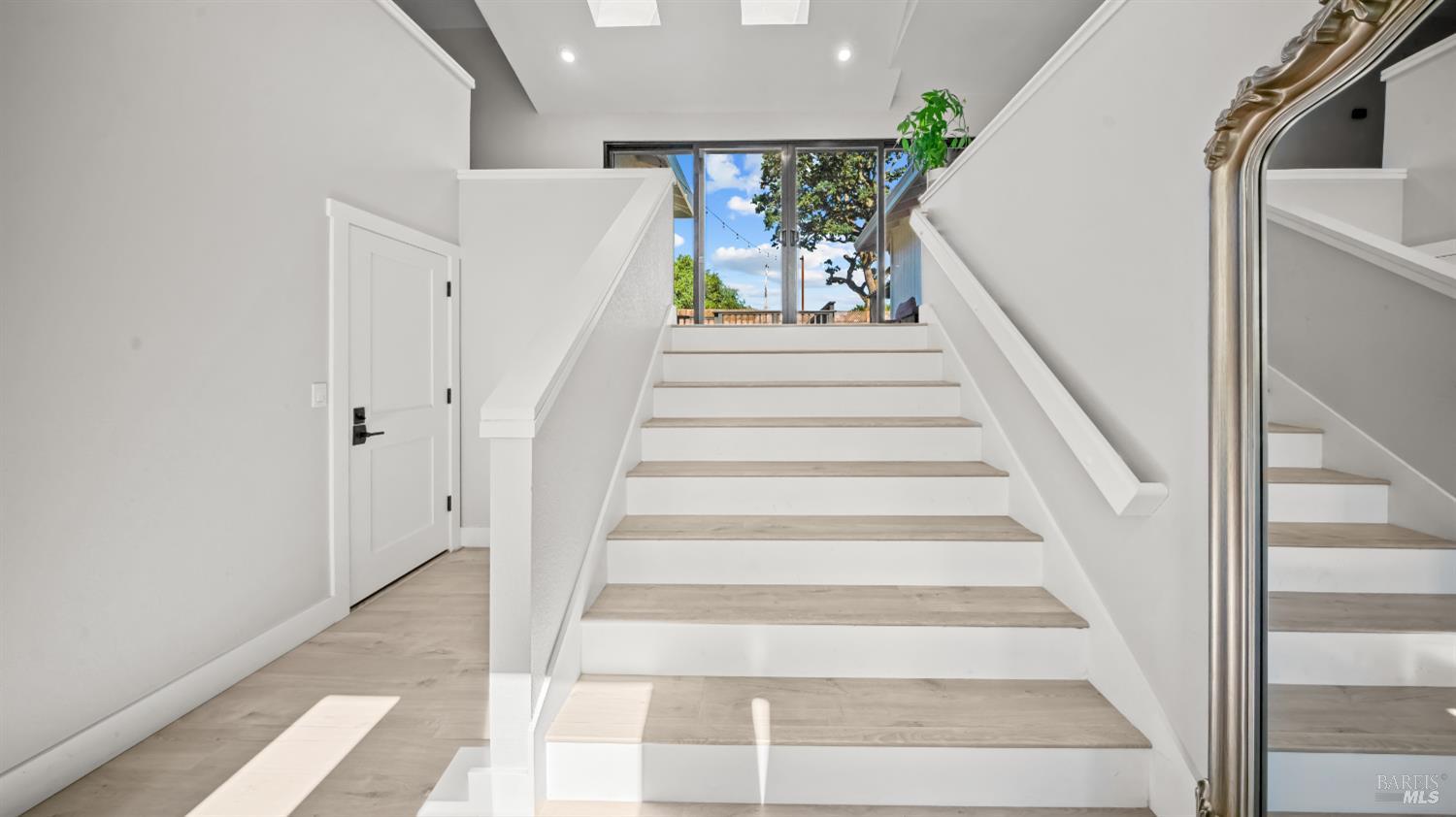 1081 Tamarisk Drive Napa CA 94559