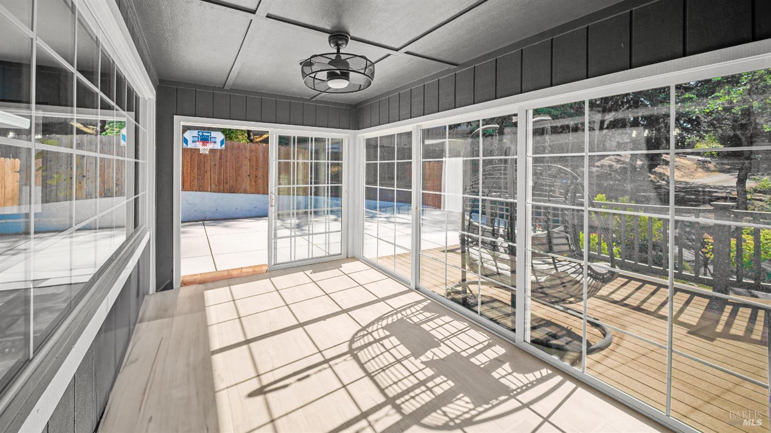 1081 Tamarisk Drive Napa CA 94559