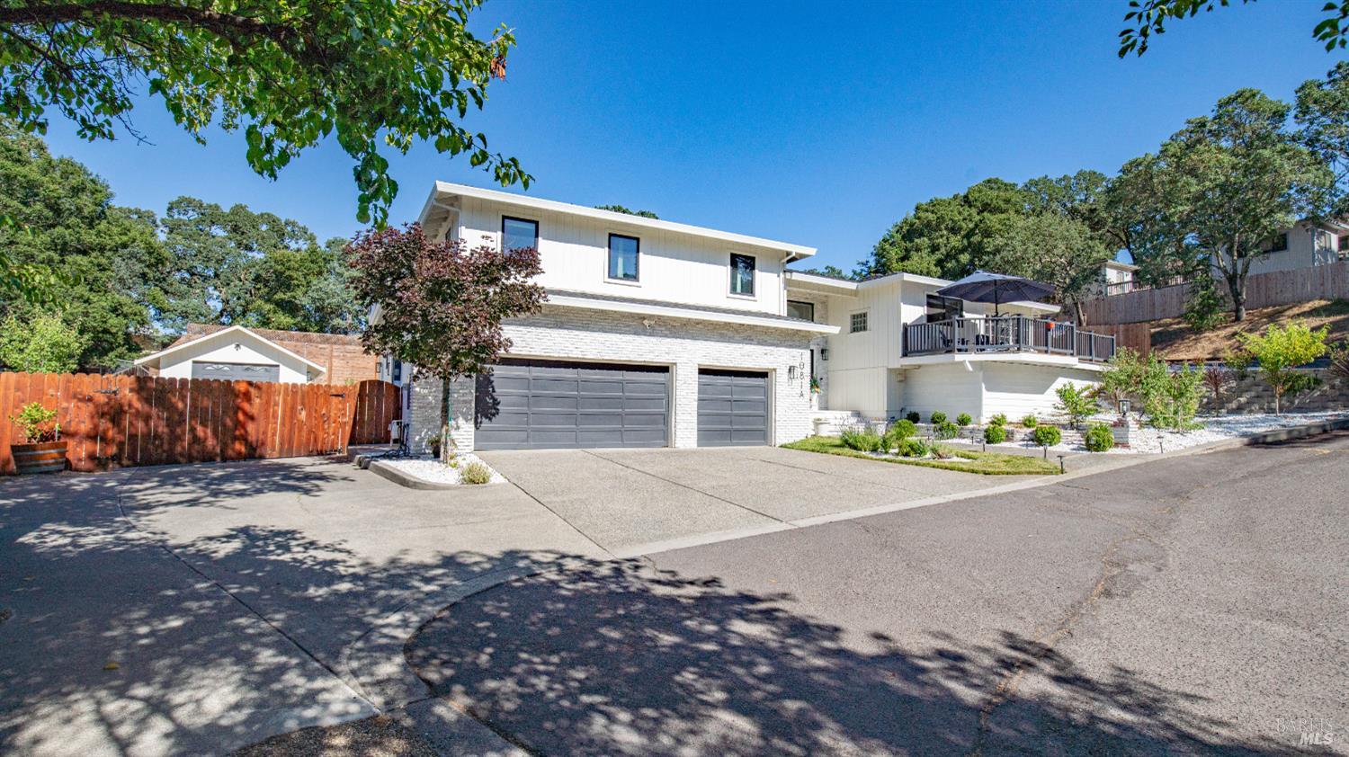 1081 Tamarisk Drive Napa CA 94559