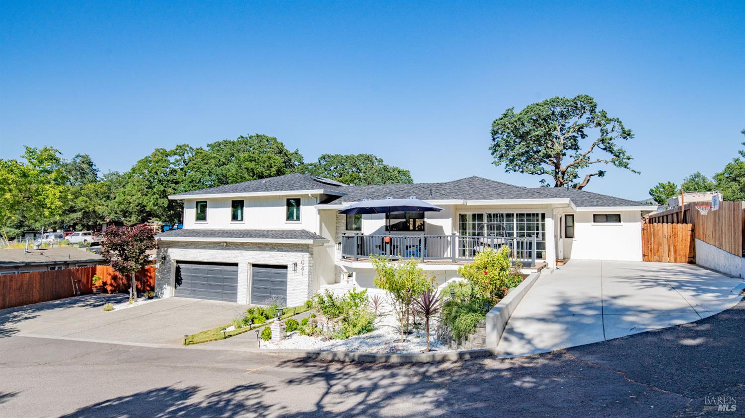1081 Tamarisk Drive Napa CA 94559
