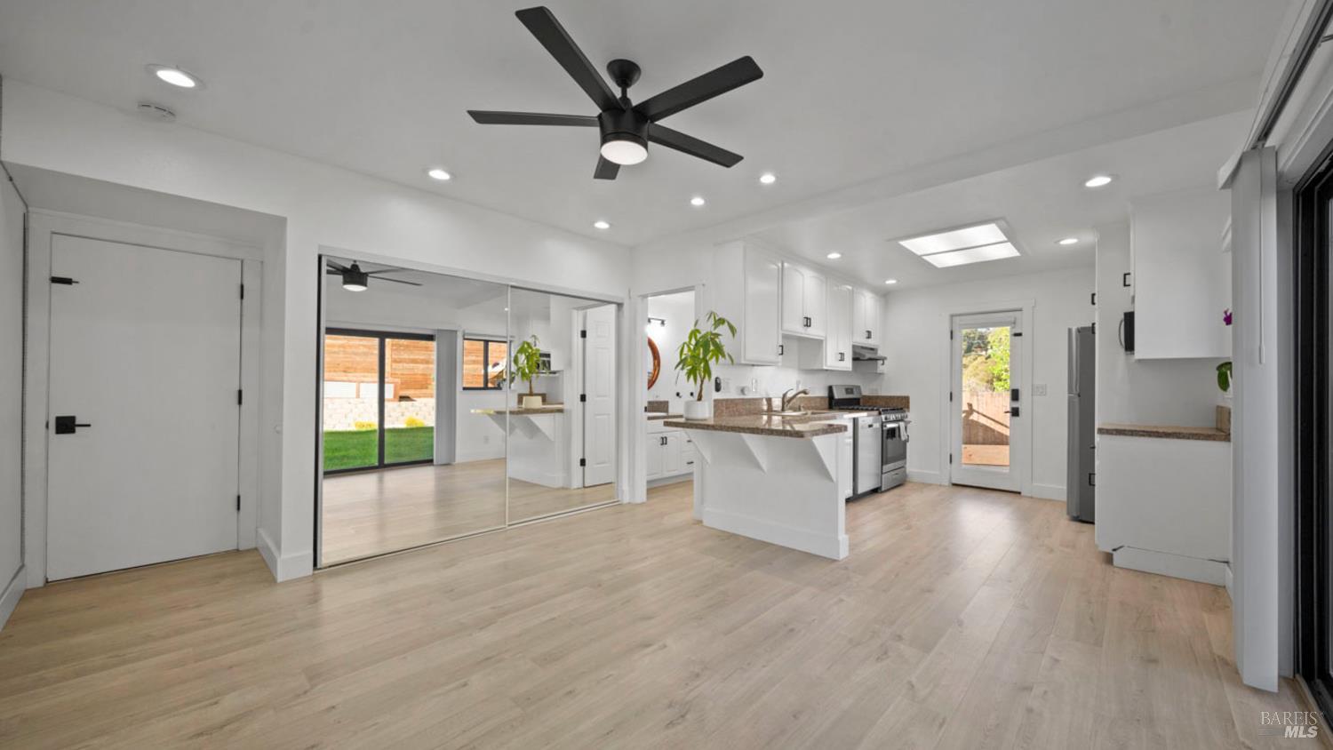 1081 Tamarisk Drive Napa CA 94559