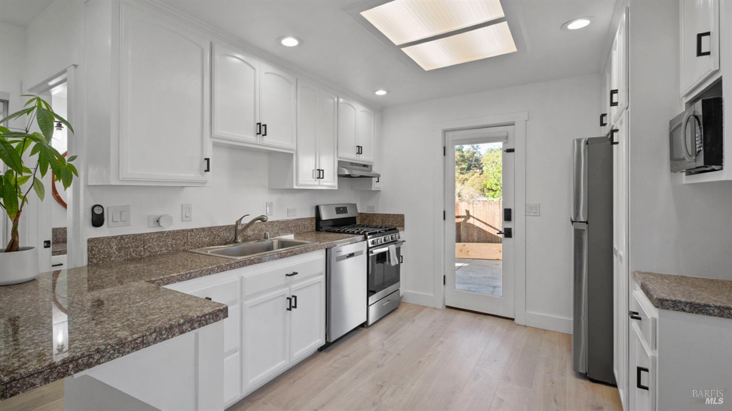 1081 Tamarisk Drive Napa CA 94559