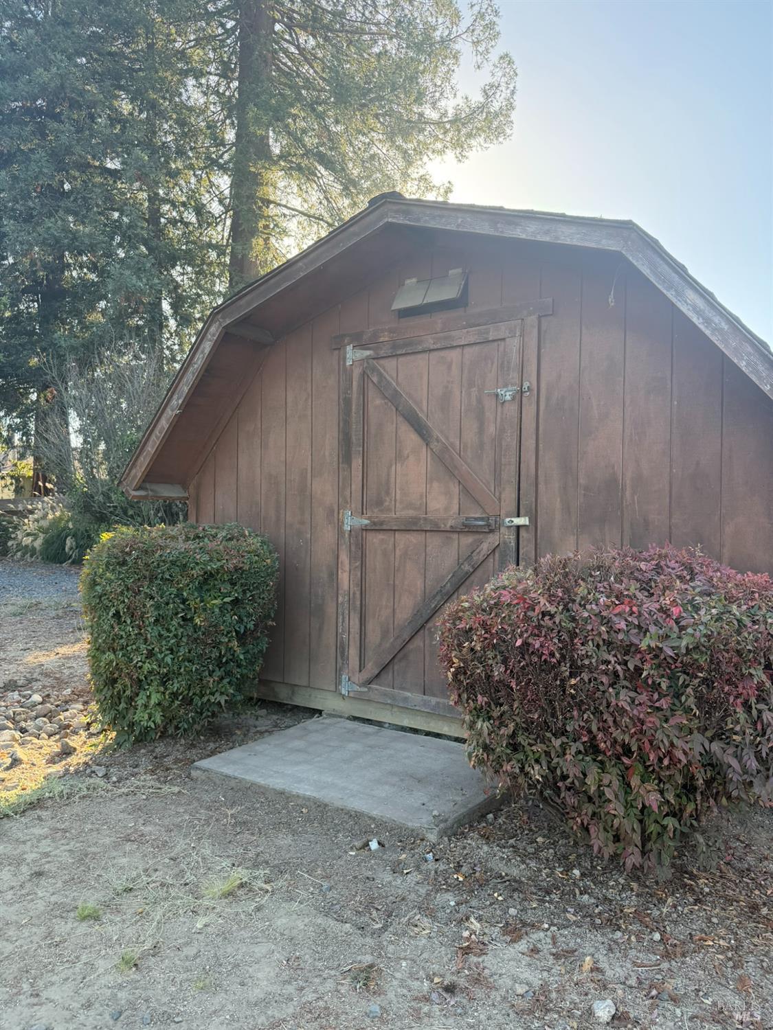 2303 Oak Knoll Drive Santa Rosa CA 95403