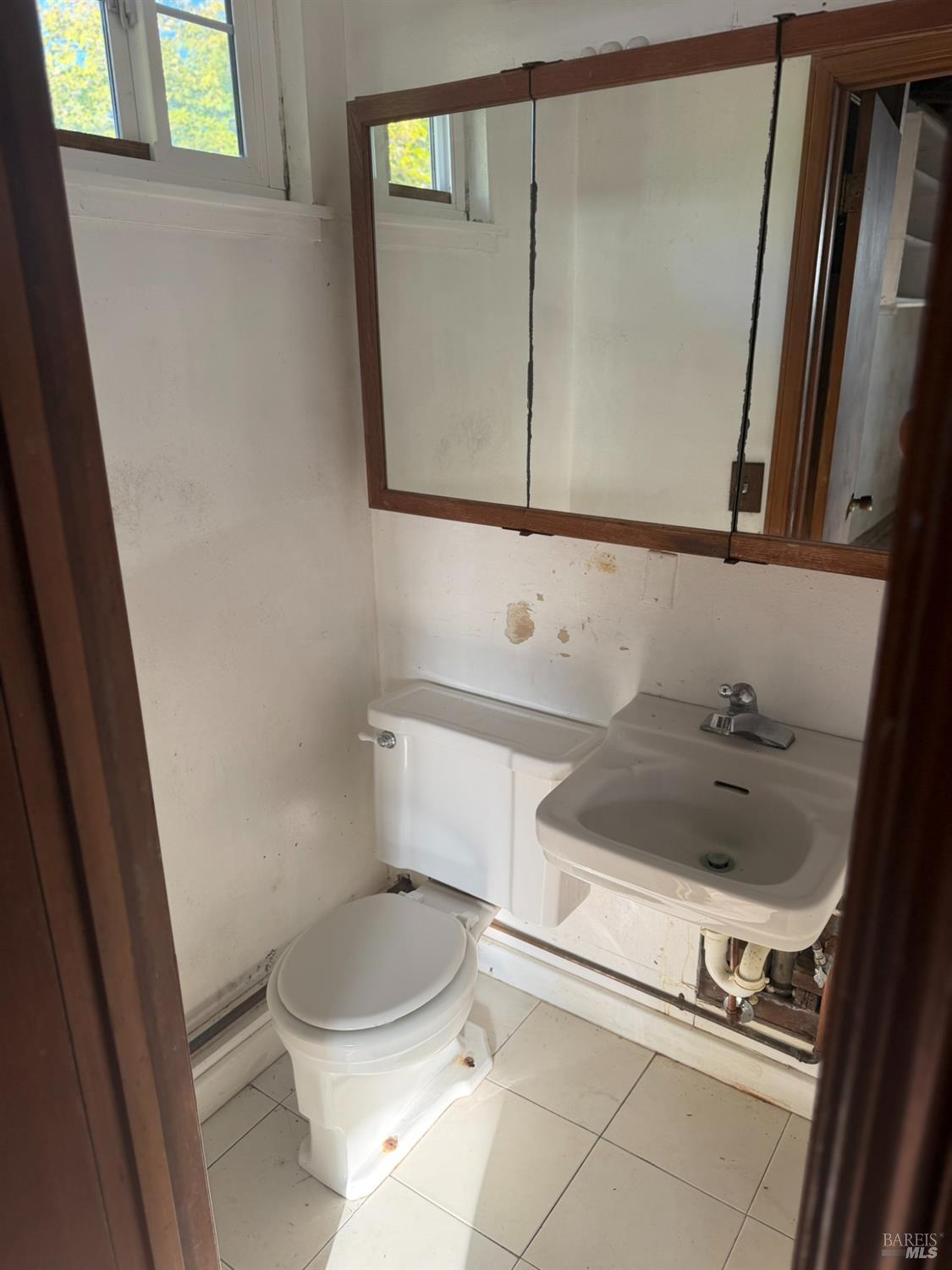 2303 Oak Knoll Drive Santa Rosa CA 95403