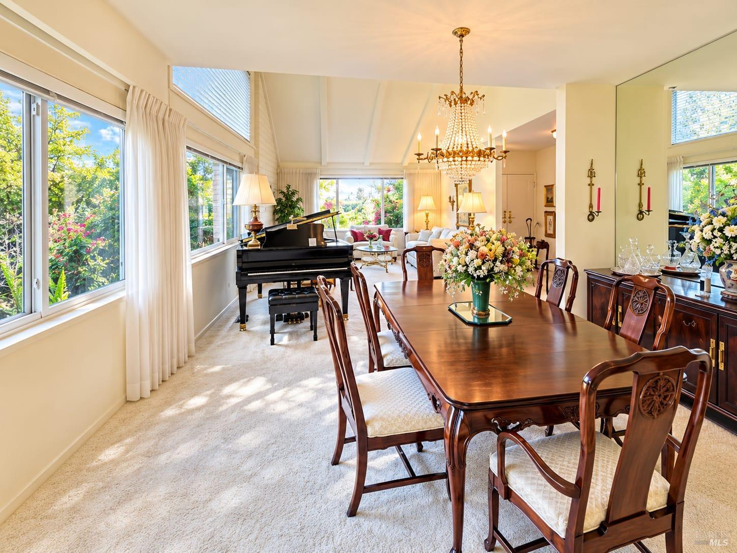 8833 Oak Trail Drive Santa Rosa CA 95409