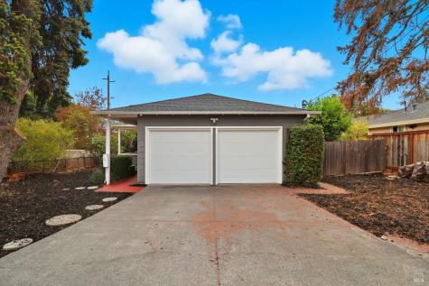 998 Simmons Lane Novato CA 94945