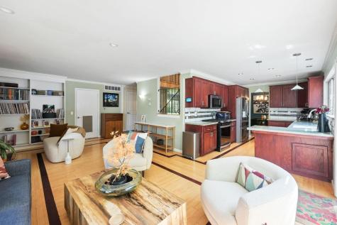 5260 San Luis Avenue Santa Rosa CA 95409