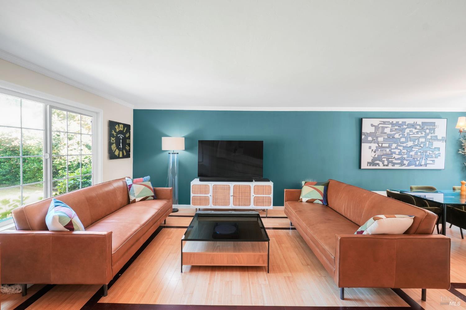 5260 San Luis Avenue Santa Rosa CA 95409