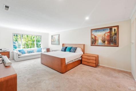 5260 San Luis Avenue Santa Rosa CA 95409