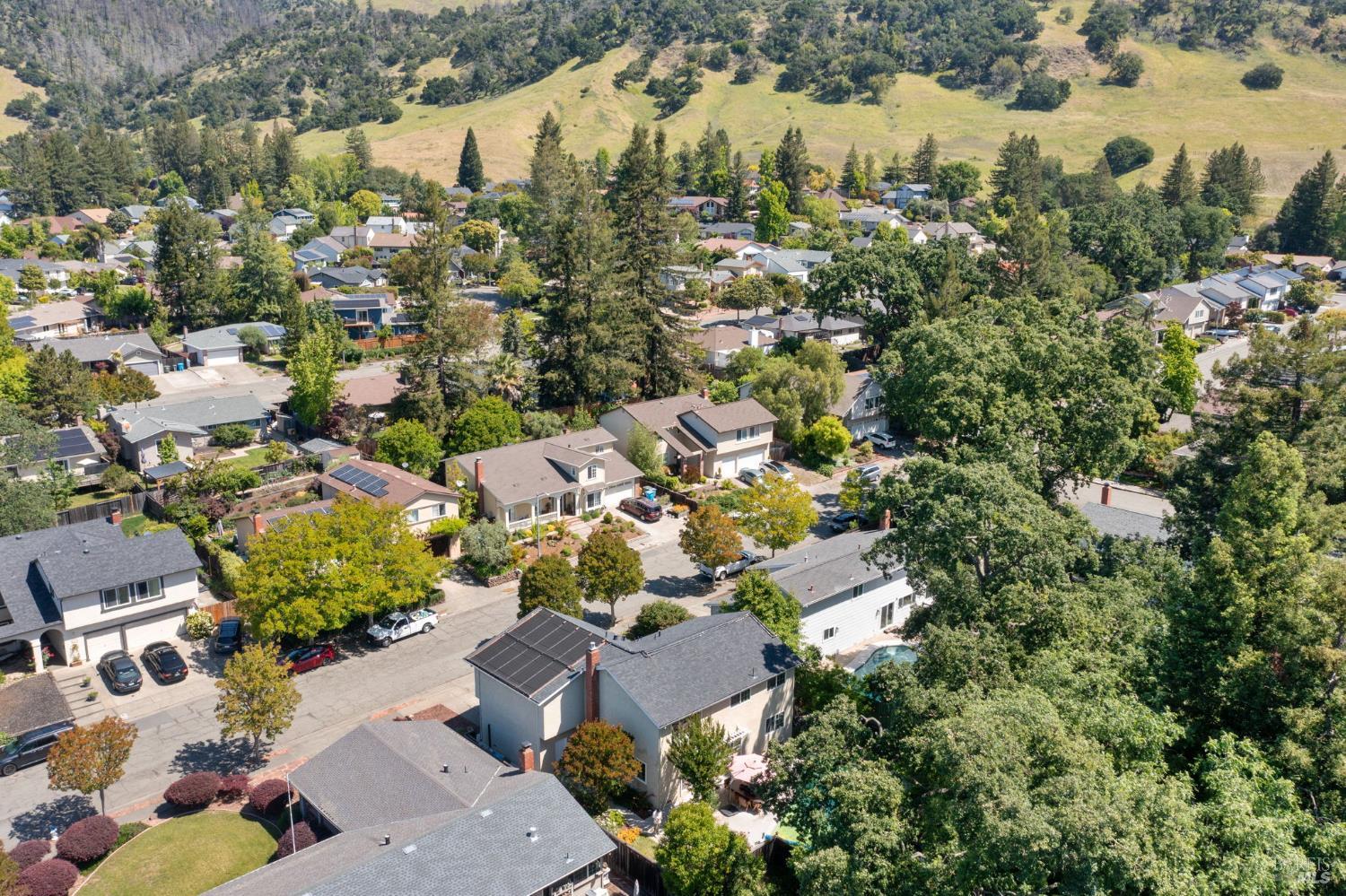 5260 San Luis Avenue Santa Rosa CA 95409