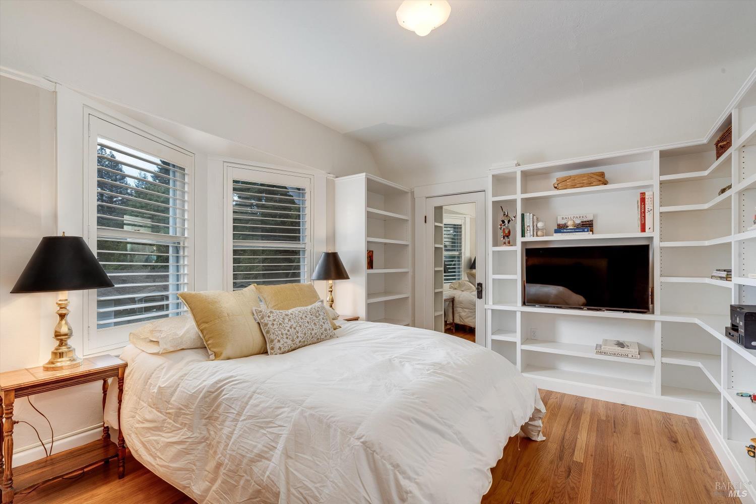 2026 W F Street Napa CA 94558