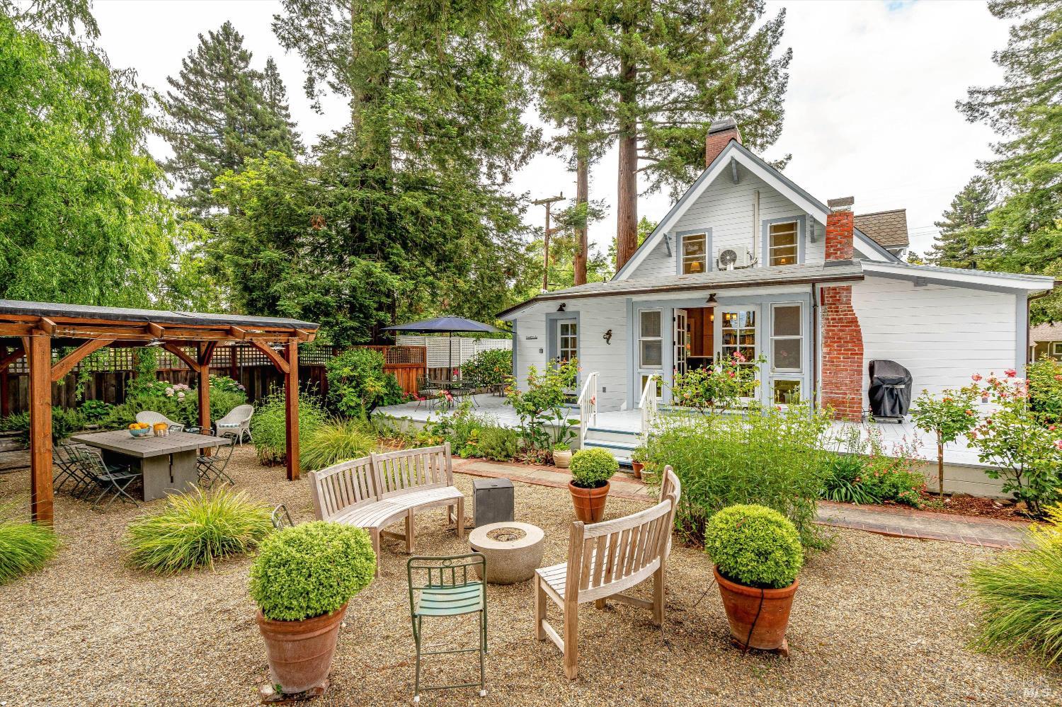2026 W F Street Napa CA 94558