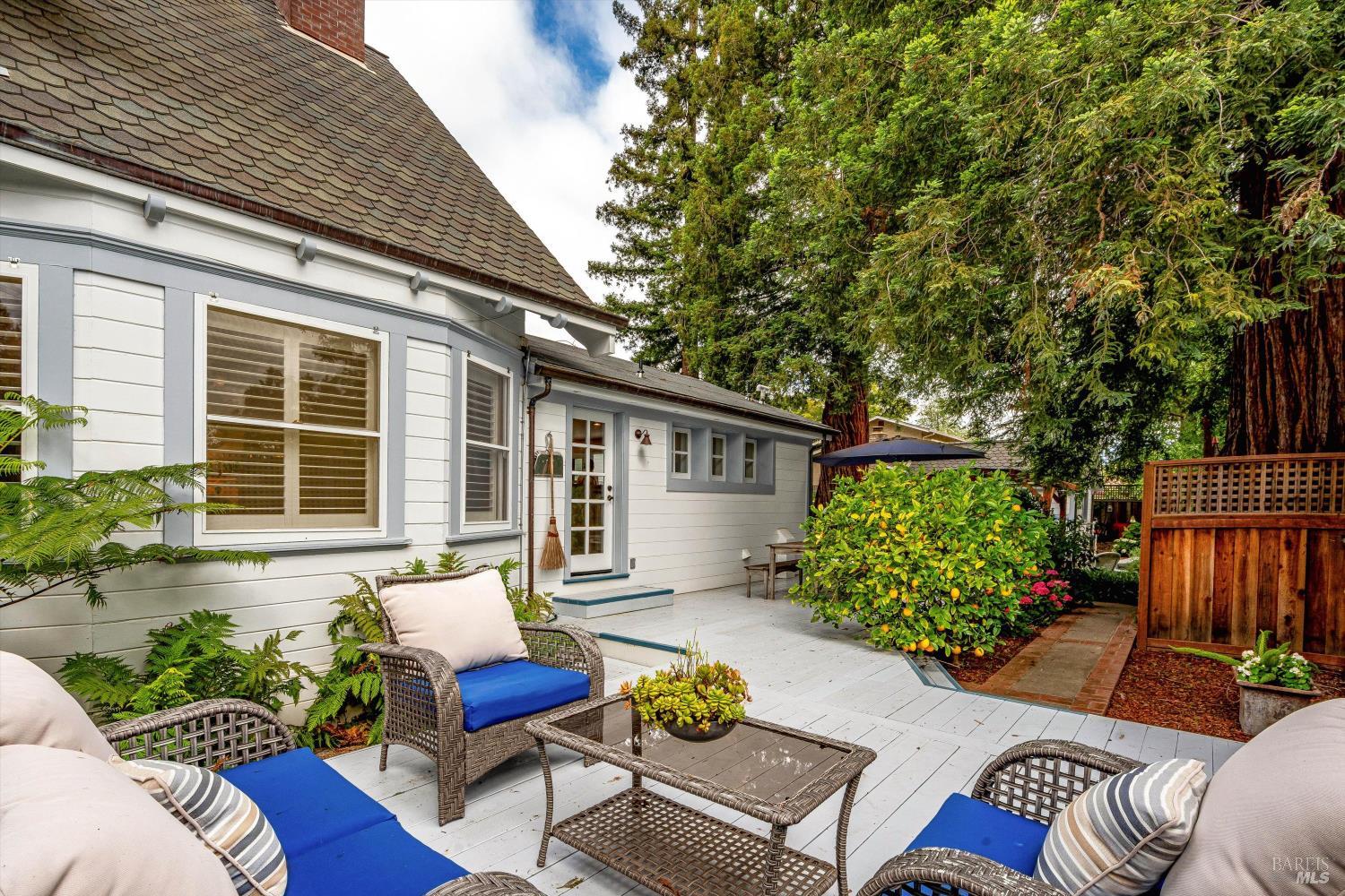 2026 W F Street Napa CA 94558