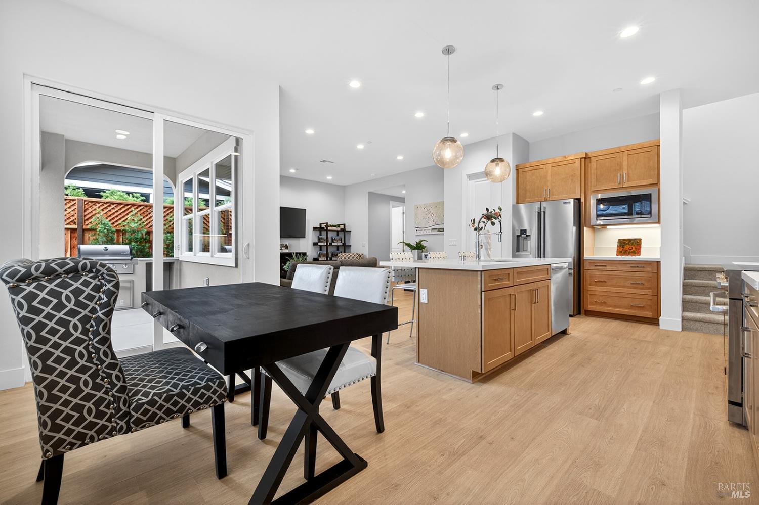 329 Cornell Street Windsor CA 9549