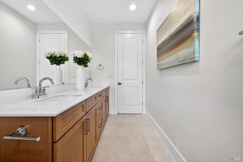 329 Cornell Street Windsor CA 9549