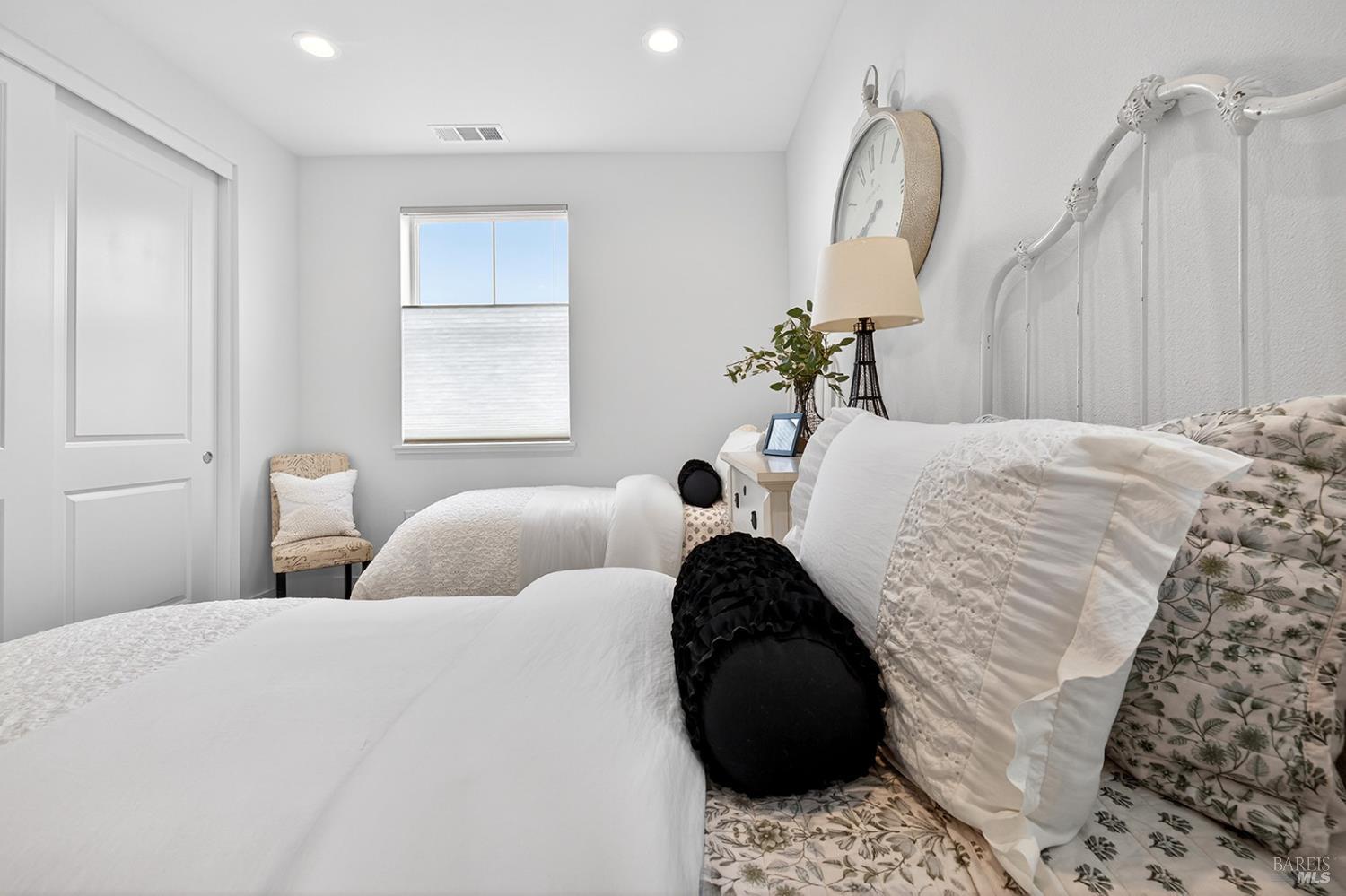 329 Cornell Street Windsor CA 9549