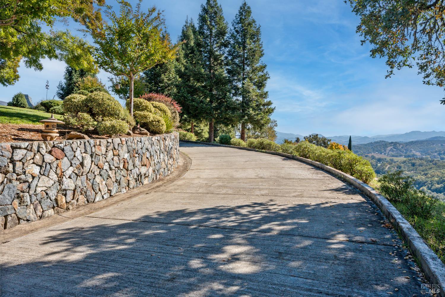 241 Henry Station Road Ukiah CA 95482
