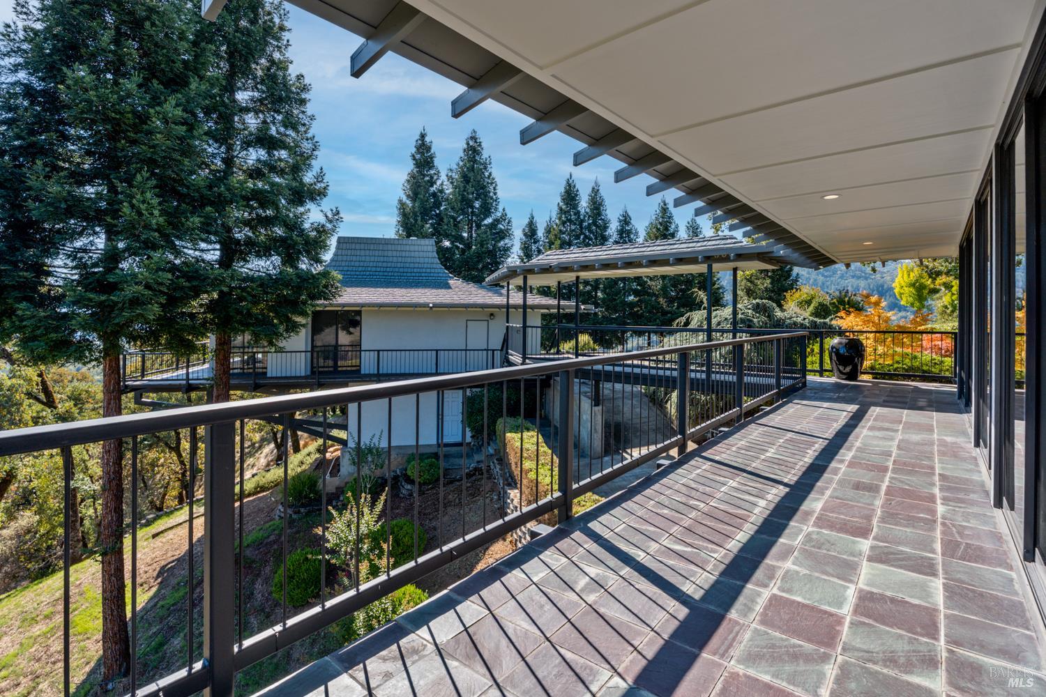 241 Henry Station Road Ukiah CA 95482