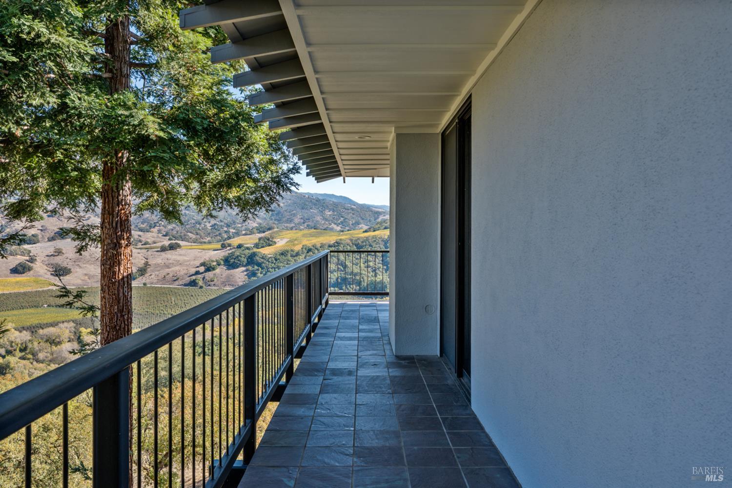 241 Henry Station Road Ukiah CA 95482