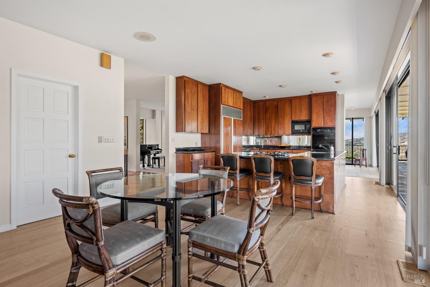 241 Henry Station Road Ukiah CA 95482