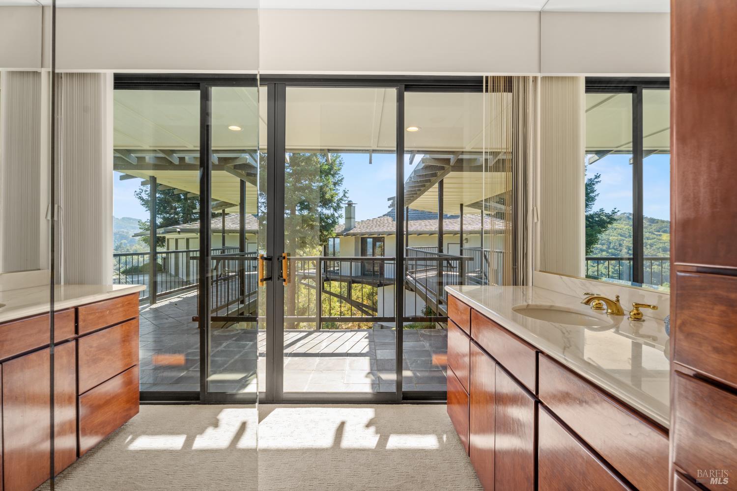 241 Henry Station Road Ukiah CA 95482