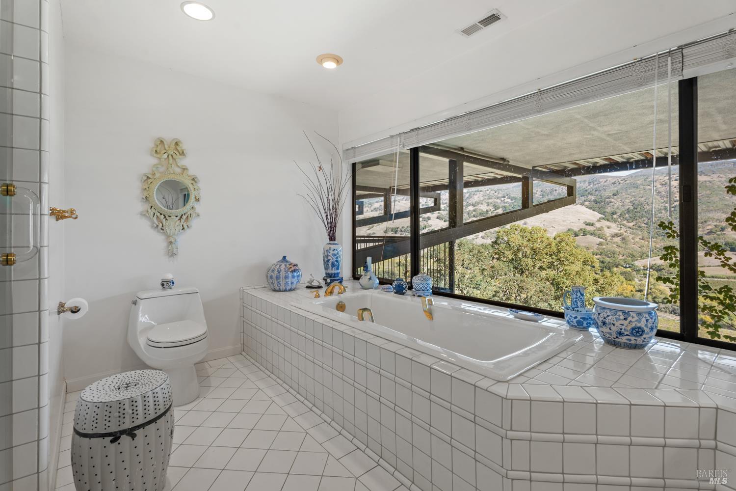 241 Henry Station Road Ukiah CA 95482