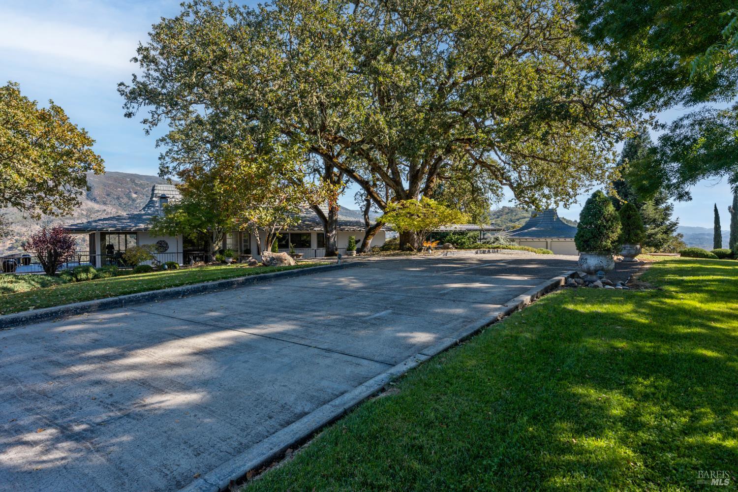 241 Henry Station Road Ukiah CA 95482
