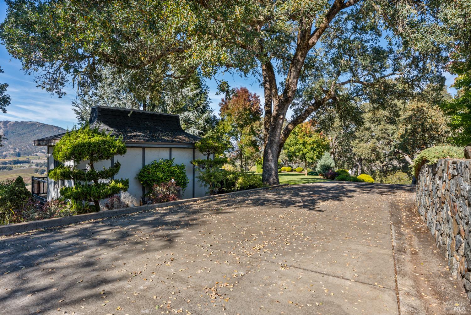 241 Henry Station Road Ukiah CA 95482