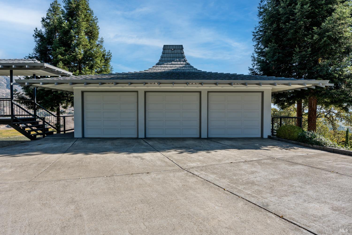 241 Henry Station Road Ukiah CA 95482