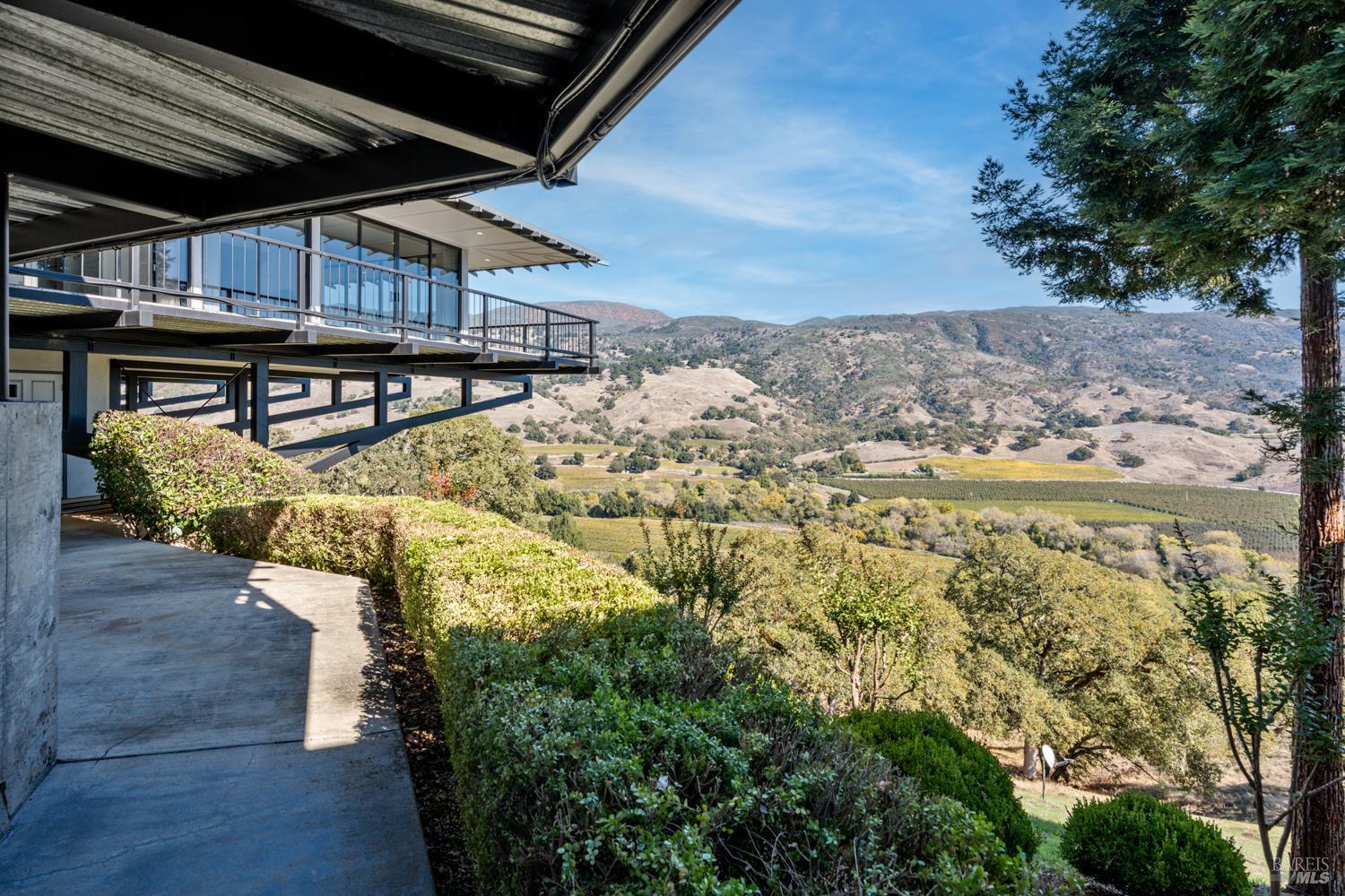 241 Henry Station Road Ukiah CA 95482