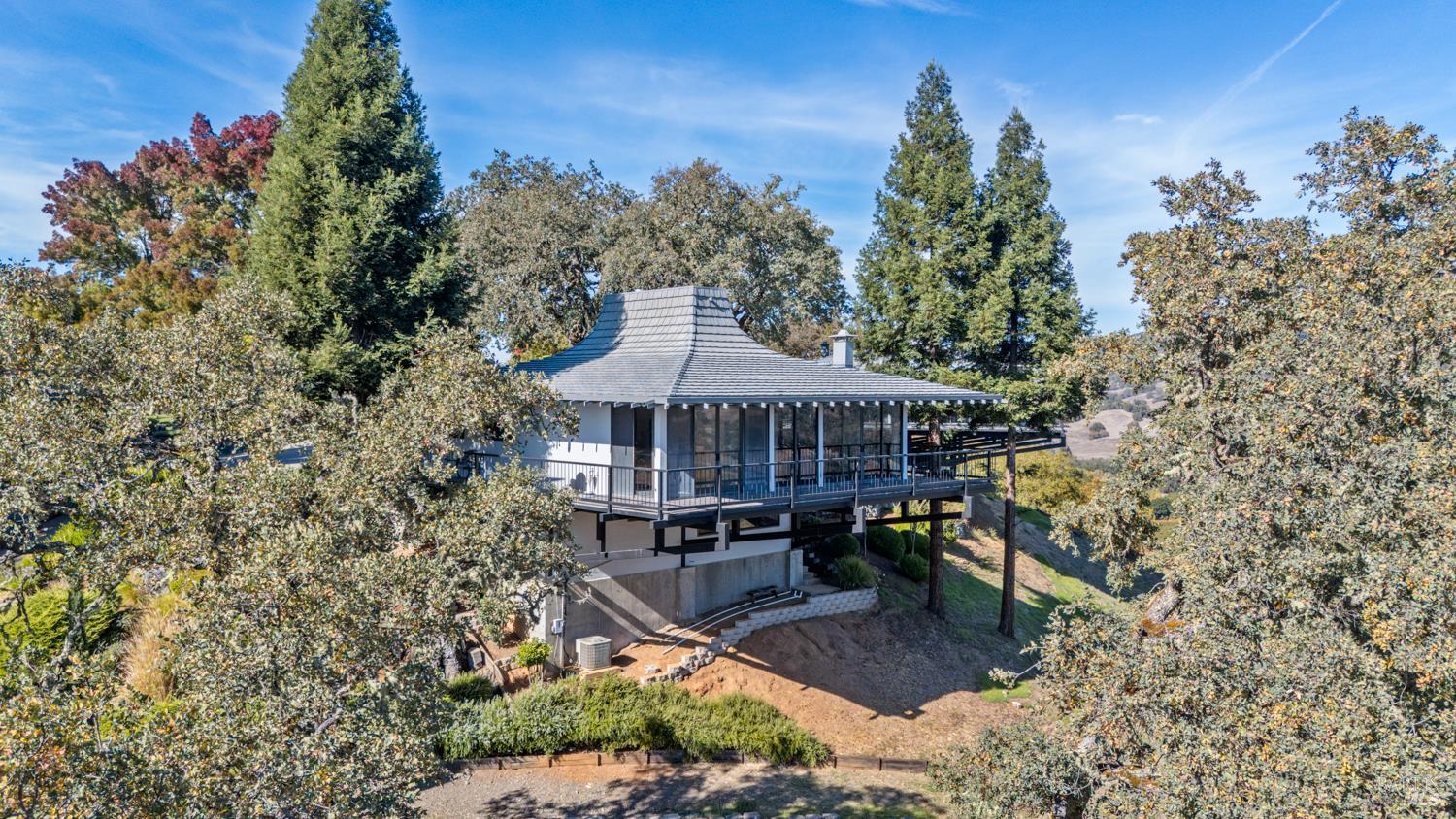 241 Henry Station Road Ukiah CA 95482