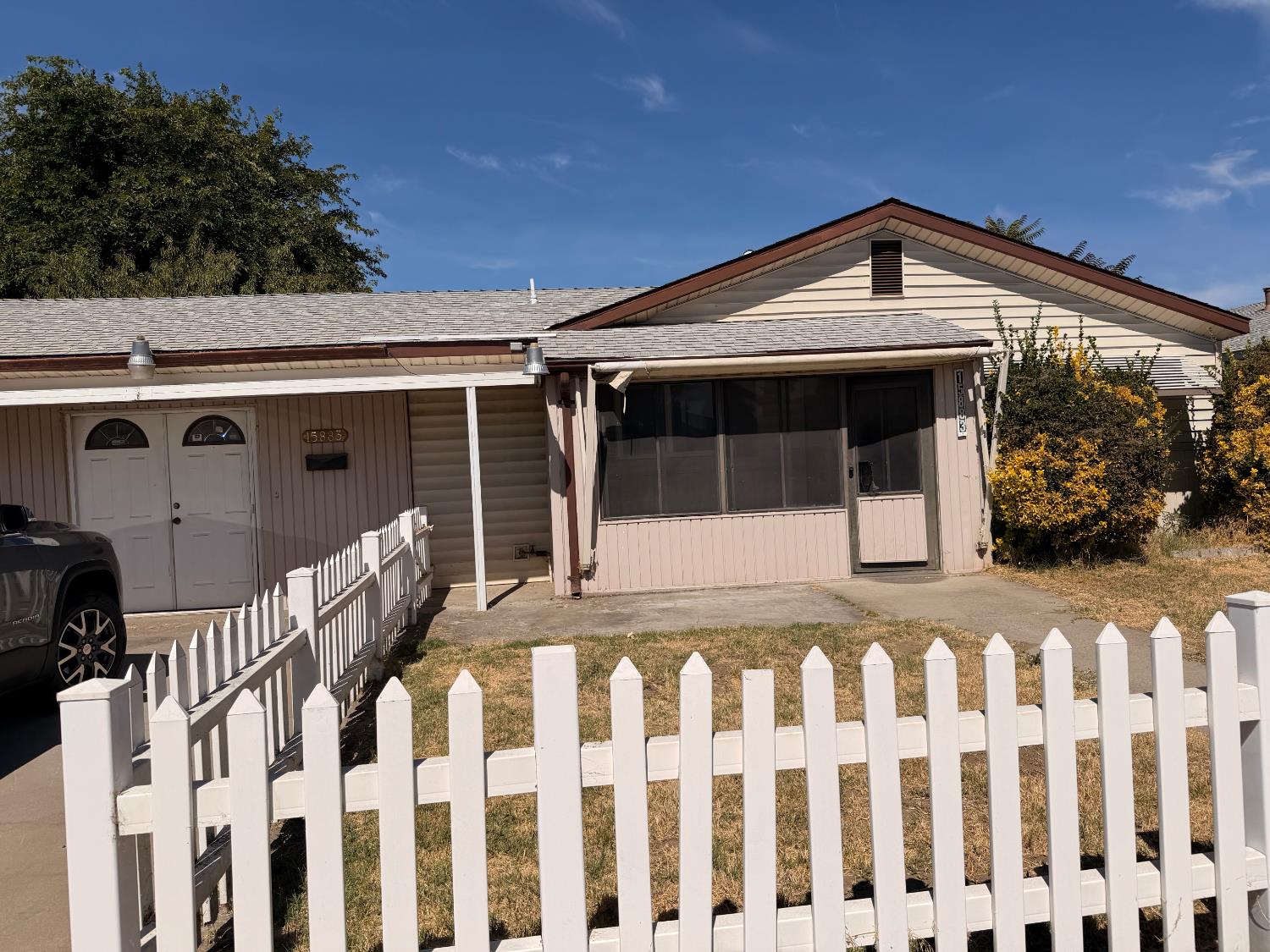 15883 Warfield Lathrop CA 95330