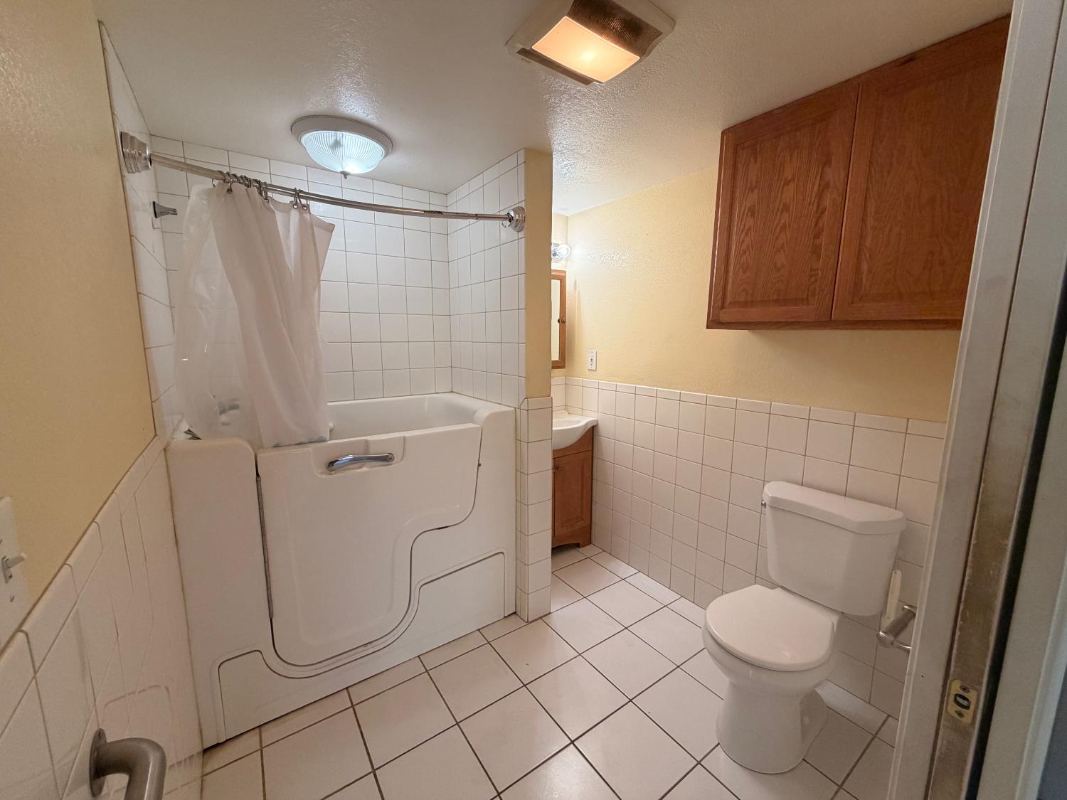 15883 Warfield Lathrop CA 95330
