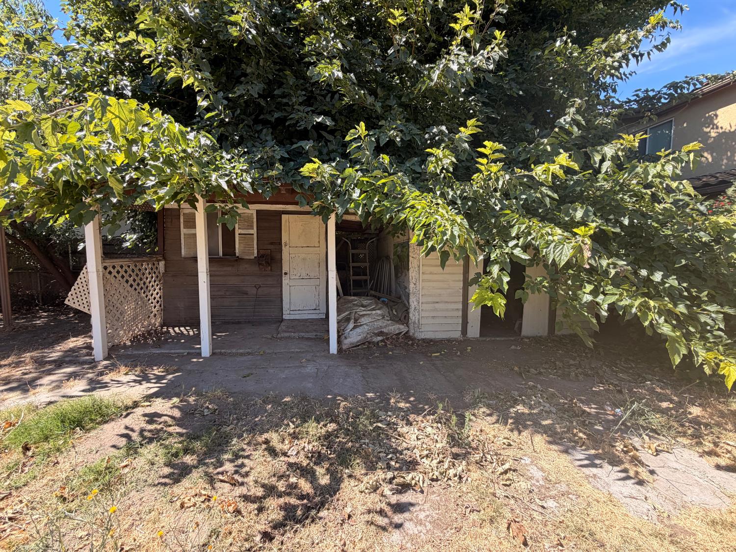 15883 Warfield Lathrop CA 95330