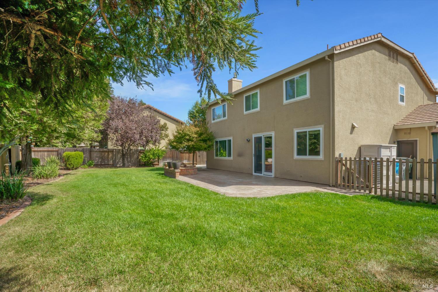 818 Summerbreeze Drive Vacaville CA 95687