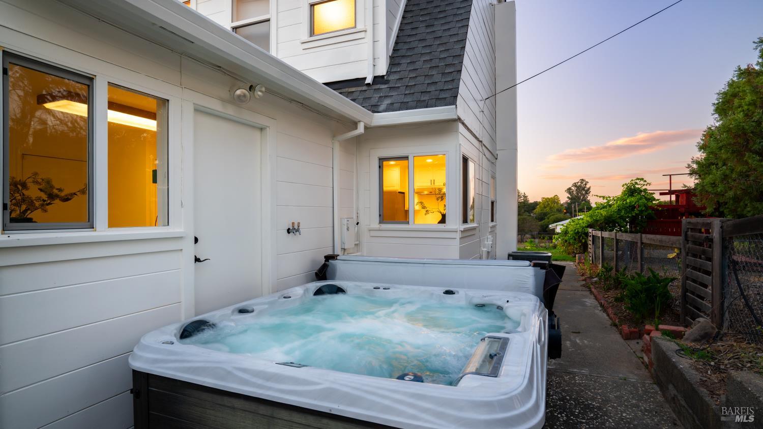 111-115 Haverfield Lane Petaluma CA 94952