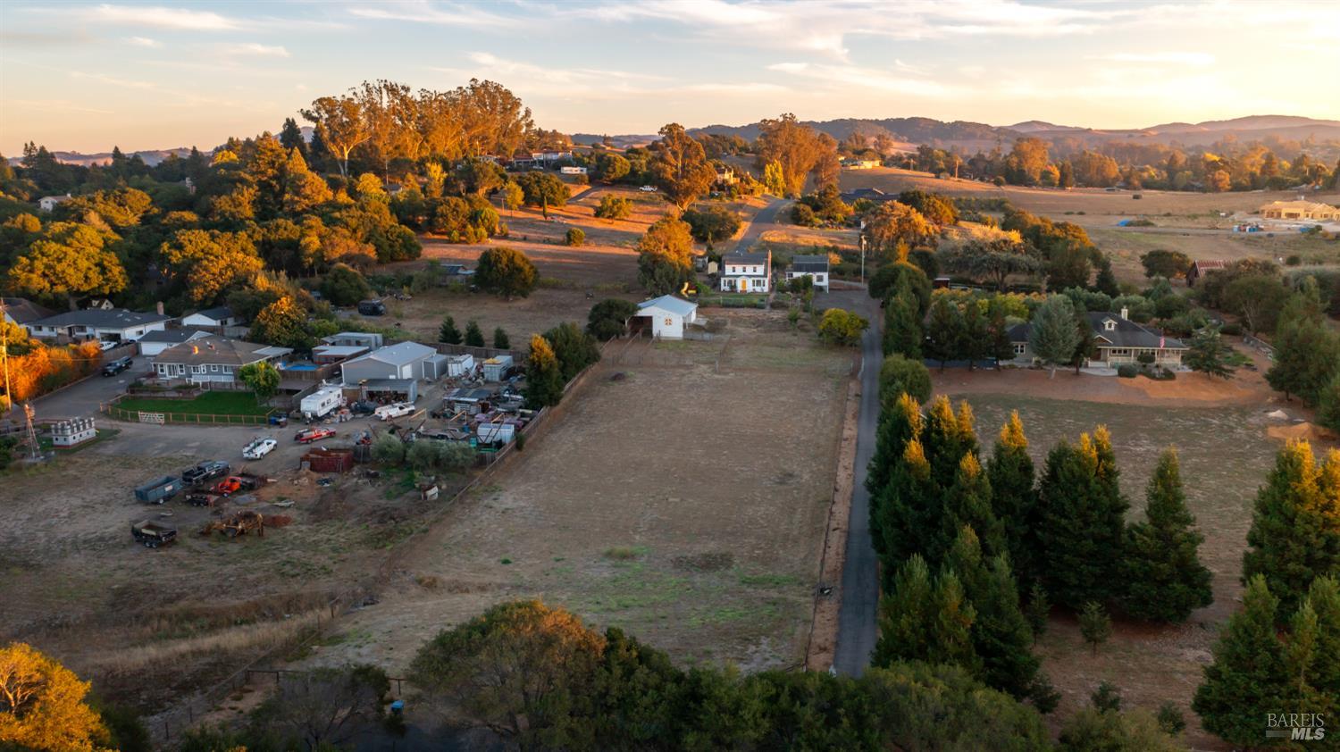 111-115 Haverfield Lane Petaluma CA 94952
