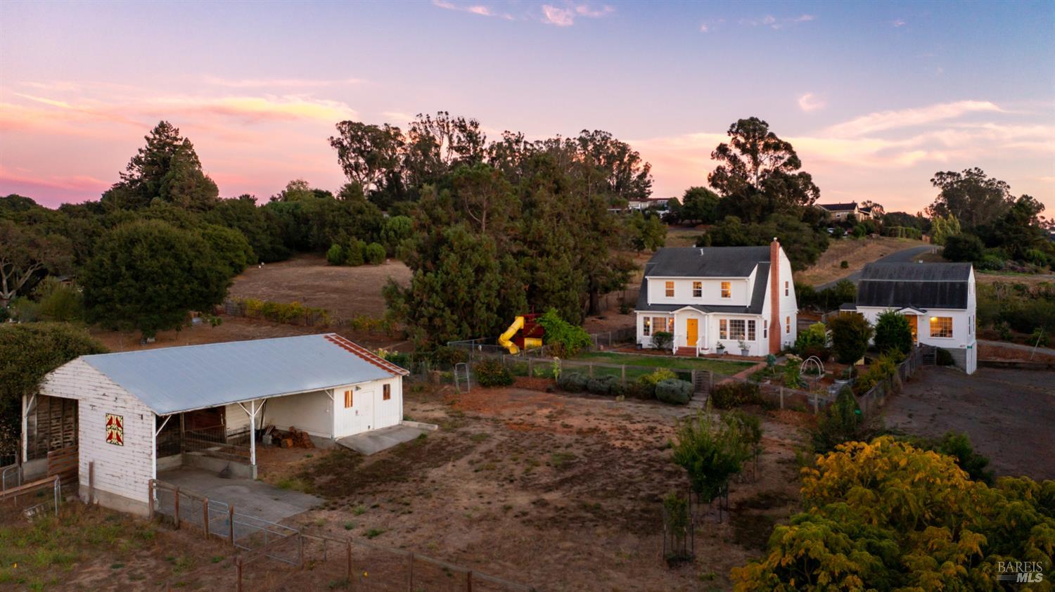 111-115 Haverfield Lane Petaluma CA 94952