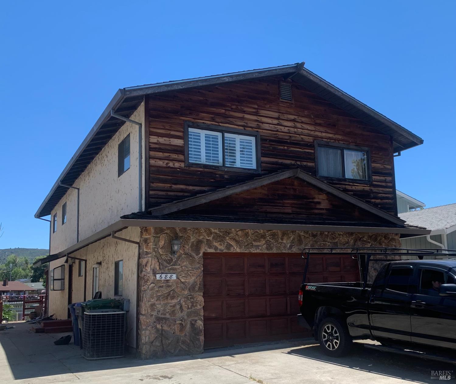 688 Keys Boulevard Clearlake Oaks CA 95423
