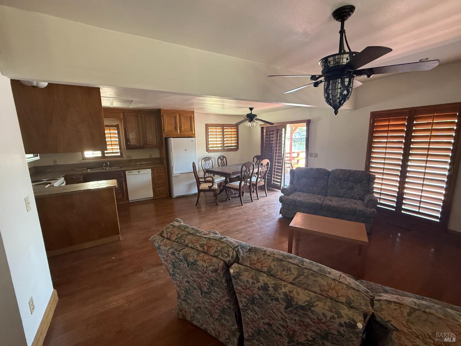 688 Keys Boulevard Clearlake Oaks CA 95423